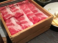 日本黑牛肉-鍋ぞう(新宿西口店)