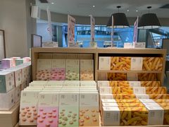 面包甜点陈列柜-奈雪的茶(中华广场店)