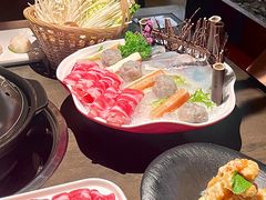 -润园四季椰子鸡火锅(卓越INTOWN店)