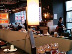 -大头虾越式风味餐厅(光明广场店)