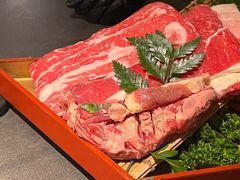 -铭牛烧肉·和牛海鲜自助(高新月牙湖店)
