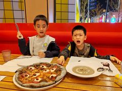 -城市大道红炉披萨烘焙坊