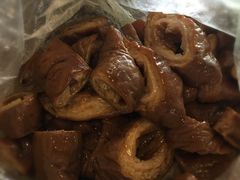 -老鼎万春卤菜(鹭湖宫8区店)