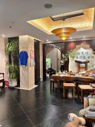 -威思丽高温瑜伽会馆