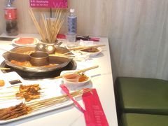 -佰人王串串香火锅(洋珠巷店)