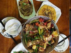 纳西干锅腊排骨-小厨子私房菜·云南美食店