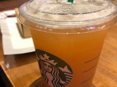 -星巴克(重庆新世纪凯瑞商都店)