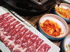 -明洞阿姨·韩式酱蟹烤肉·创意料理(三元桥店)