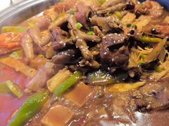 -徐记小怪兽肉蟹煲(中央大街店)