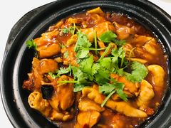 啫啫肥肠鸡-小郭私房菜·海肠捞饭店(学士街店)