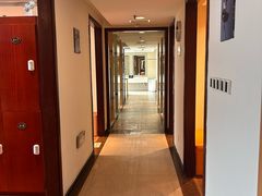 -上海龙之梦万丽酒店