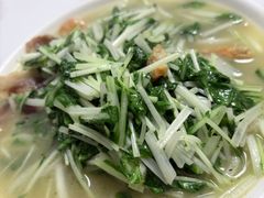 -健跳小海鲜(人民路店)