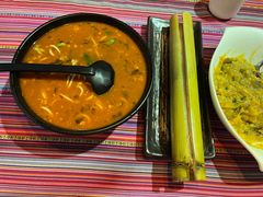 -香巴拉云南餐厅(华莱坞店)