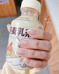 -漫画美甲美睫轻奢馆