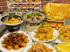 -锅哥东北铁锅炖(幸福店)