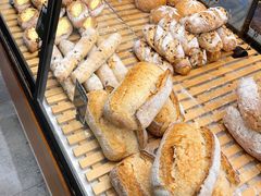 -Dough&Joe团憩(瑞虹天地月亮湾店)