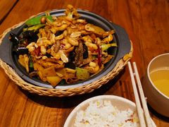 -一两饭川味素食餐厅