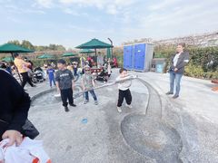 -季高兔窝窝亲子园(上海薰衣草公园店)