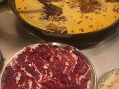 -鹿鸣山草本茶香火锅(园西路店)