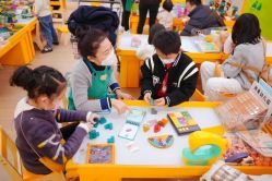 -菠萝树益智玩具体验馆(同成街华联店)