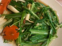 -大树下海鲜饭店