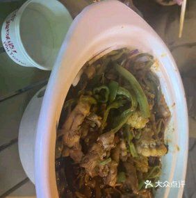 炖鸡高手，今天的午餐