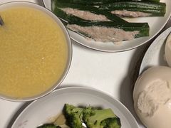 -天鹅到家·保姆月嫂育儿嫂(朝阳店)