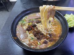 -花溪巷牛肉粉(泉城路店)