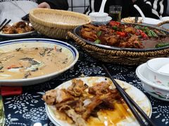 -八两八金·莱芜特色炒鸡(市南漳浦路店)