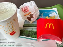 -麦当劳(假日广场店)