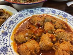 -爆炸头阿姨小四川正宗川味小吃(无任何分店)