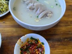 -中和裴氏蹄花(府河路店)