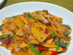 酸菜炒太安洋芋-一坐一忘云南菜(卓悦中心)