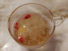招牌琥珀金丝梨汤-京华烟云·北京烤鸭(领展购物广场·中关村店)