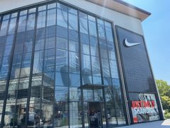 -NIKE上海青浦换季优惠店