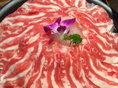 -老牌坊云南鱼豆花火锅(哈西万达店)