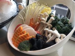 蔬菜小拼-享月汤皇·海鲜小火锅·聚会(曲江创意谷店)