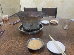 麻将料-韩风烤牛肉冷面店