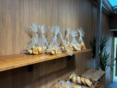 -yeast面包店