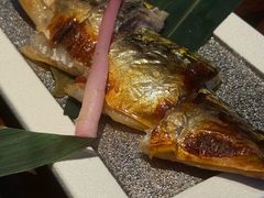 烤青花鱼-加奈日本料理