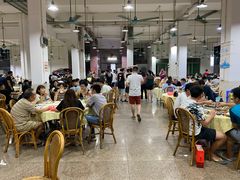 大堂-标记美食新鲜猪杂(兴南大道店)