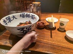 -李犟大爆鳝面·手工蟹黄包(湖滨西湖店)