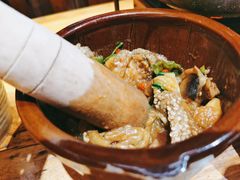 -老滇山寨•云南特色菜•地方菜•民族风情歌舞表演(金碧店)