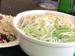 -十二忠手拉面(五福店)