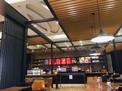 大堂-星巴克臻选(成都环球乐天店)