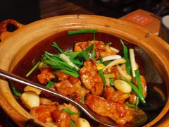 啫啫海鲜鸡-荣小馆(杭州大厦店)