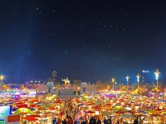 -东南亚风情赶摆街夜市