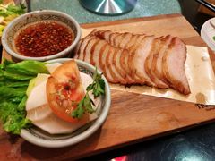 -大头虾越式风味餐厅(光明广场店)