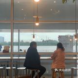 乔咖啡｜中式糕点+西式咖啡+无敌江景