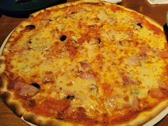 -JINNS锦时 steak&pizza(浸信会礼拜堂旧址店)
